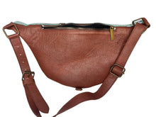 Load image into Gallery viewer, Sergios Discovery Designer Bum Bag
