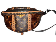 Load image into Gallery viewer, Sergios Discovery Designer Bum Bag