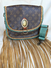 Load image into Gallery viewer, Saint Cloud GM in Crazy Horse Tan & Moss Suede