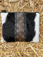 Load image into Gallery viewer, Annabella Designer Crossbody 2024