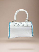 Load image into Gallery viewer, Valencia