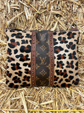 Load image into Gallery viewer, Annabella Designer Crossbody 2024