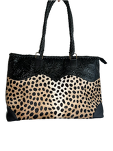 Load image into Gallery viewer, Super Sac Cheetah