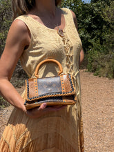 Load image into Gallery viewer, Valencia