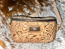 Load image into Gallery viewer, Fanny Pack / Sling