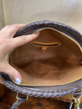 Load image into Gallery viewer, The Ellipse Vintage LV