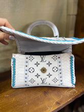 Load image into Gallery viewer, Valencia