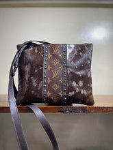 Load image into Gallery viewer, Annabella Designer Crossbody 2024