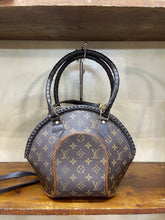 Load image into Gallery viewer, The Ellipse Vintage LV