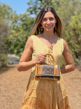 Load image into Gallery viewer, Valencia