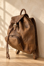 Load image into Gallery viewer, Rustic Crazy Horse Leather Backpack