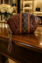Load image into Gallery viewer, Jet Set Medium Leather Travel Kit / Cosmetic bag with designer striped