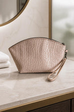Load image into Gallery viewer, Jet Set Medium Leather Travel Kit / Cosmetic bag
