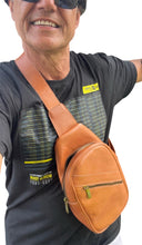 Load image into Gallery viewer, classic world traveler