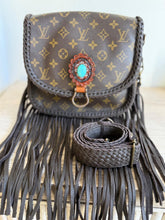 Load image into Gallery viewer, Vintage Saint Cloud large in Dark Brown leather