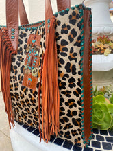 Load image into Gallery viewer, Sergios Cowhide Cheetah Bag.