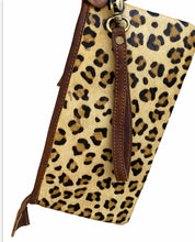 Load image into Gallery viewer, Sergios Wristlets