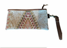 Load image into Gallery viewer, Sergios Wristlets