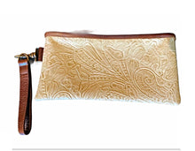 Load image into Gallery viewer, Sergios Wristlets