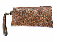 Load image into Gallery viewer, Sergios Wristlets