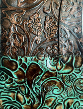 Load image into Gallery viewer, Tiffany Shoulder bag in Embossed Leather