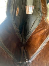 Load image into Gallery viewer, Tiffany Shoulder bag in Embossed Leather