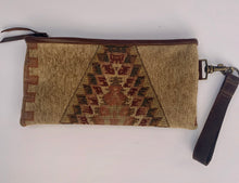 Load image into Gallery viewer, Sergios Wristlet made in Indian blanket