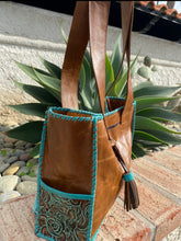 Load image into Gallery viewer, Rodeo Rose Tote