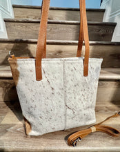 Load image into Gallery viewer, Dallas Tote with gorgeous Hydes and soft Napa leathers