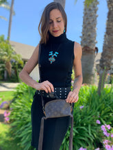 Load image into Gallery viewer, Louis Vuitton pochette
