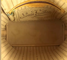 Load image into Gallery viewer, Authentic Neverfull Vintage Revamp