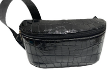Load image into Gallery viewer, Embossed Leather Sergios Collection Fanny Packs