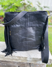 Load image into Gallery viewer, Kathy Sigle Art on a Sergios Collection Large Tote Bucket.