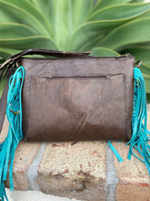 Load image into Gallery viewer, Victoria Crossbody Medium