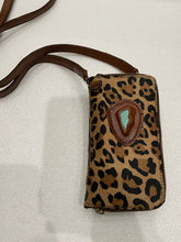 Load image into Gallery viewer, Cheetah Hide Wallet and Cellphone Carry