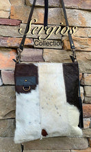 Load image into Gallery viewer, Cowhide crossbody bag