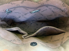 Load image into Gallery viewer, Sergios Small cowhide tote