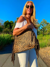 Load image into Gallery viewer, The Tiffany Cheetah shoulder bag