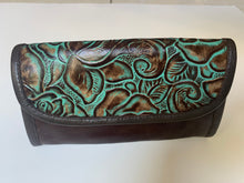 Load image into Gallery viewer, Matching wallet turquoise rose
