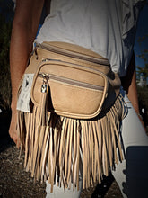 Load image into Gallery viewer, Tan Fanny Pack leather