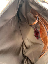 Load image into Gallery viewer, Amarillo Crossbody Tote