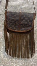 Load image into Gallery viewer, Santa Barbara Saddle bag style with LV canvas