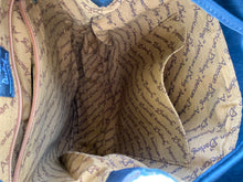 Load image into Gallery viewer, Large cowhide backpack