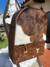 Load image into Gallery viewer, Tricolor brindle cowhide backpack