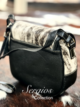 Load image into Gallery viewer, Cowhide crossbody round flap