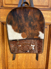 Load image into Gallery viewer, Tricolor brindle cowhide backpack