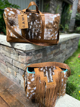 Load image into Gallery viewer, Axis faux and genuine leather, (Large)