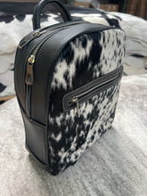 Load image into Gallery viewer, Cowhide Backpack