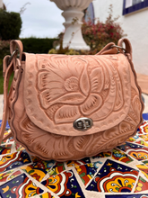 Load image into Gallery viewer, Hand tooled beauty all in natural vaqueta leather