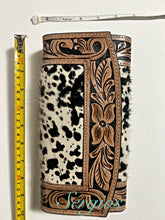 Load image into Gallery viewer, Beautiful hand crafted Hand tooled cowhide wallet